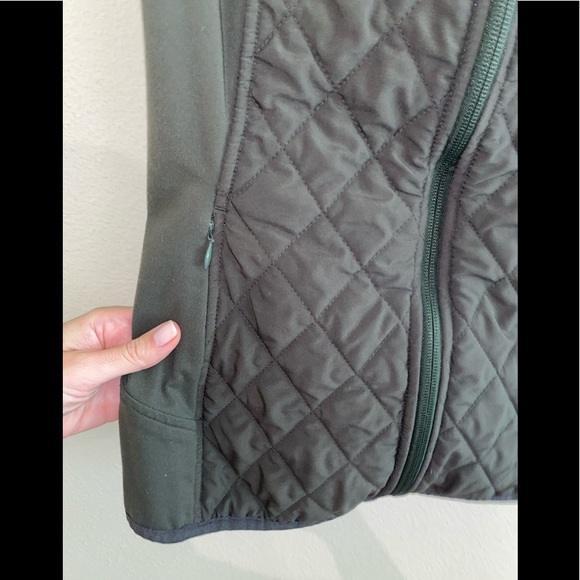Athleta Vest - Picture 4 of 7